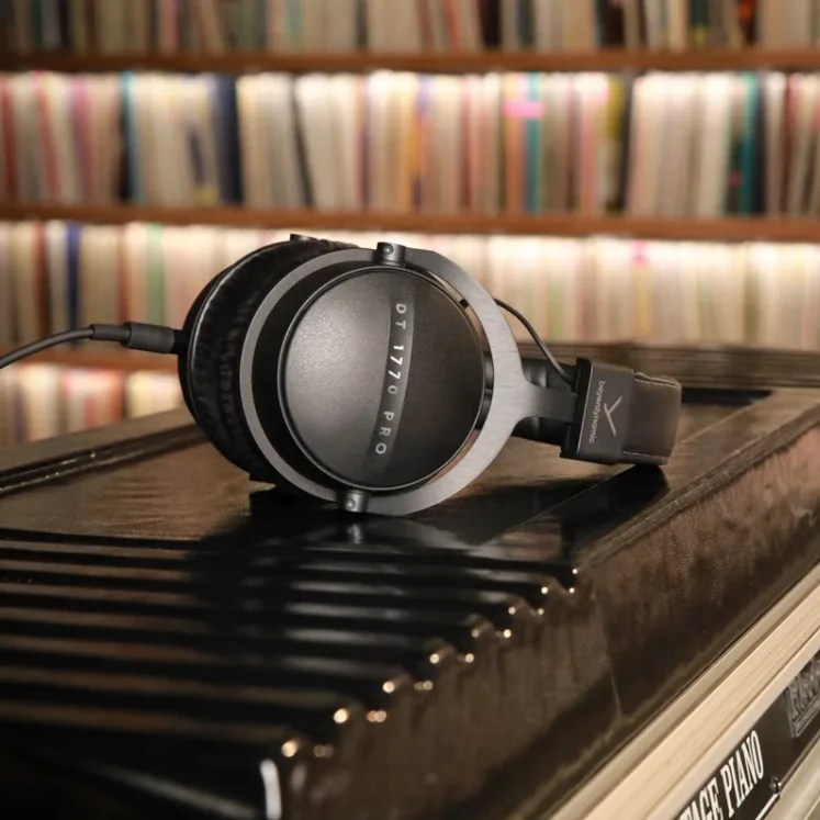 Beyerdynamic DT 1770 PRO MKII headphones