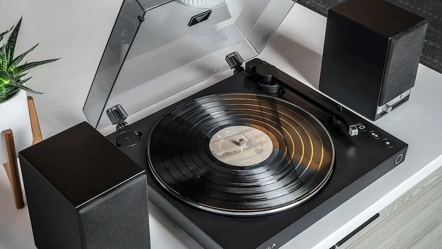 Victrola Automatic turntable