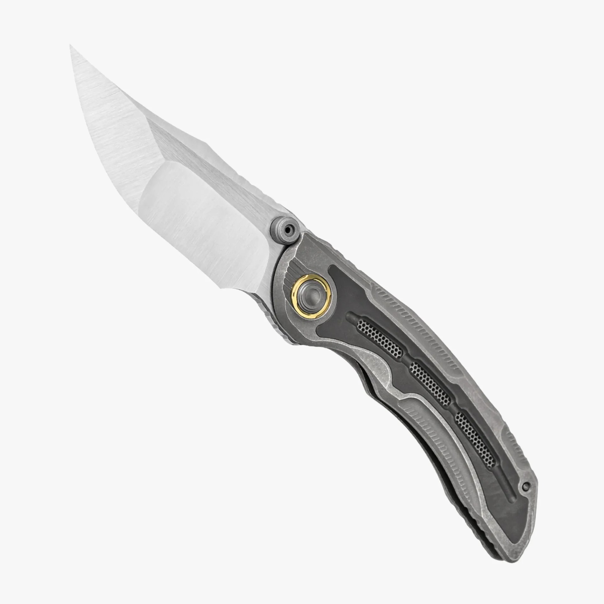 Kizer Silverwing knife on light gray background