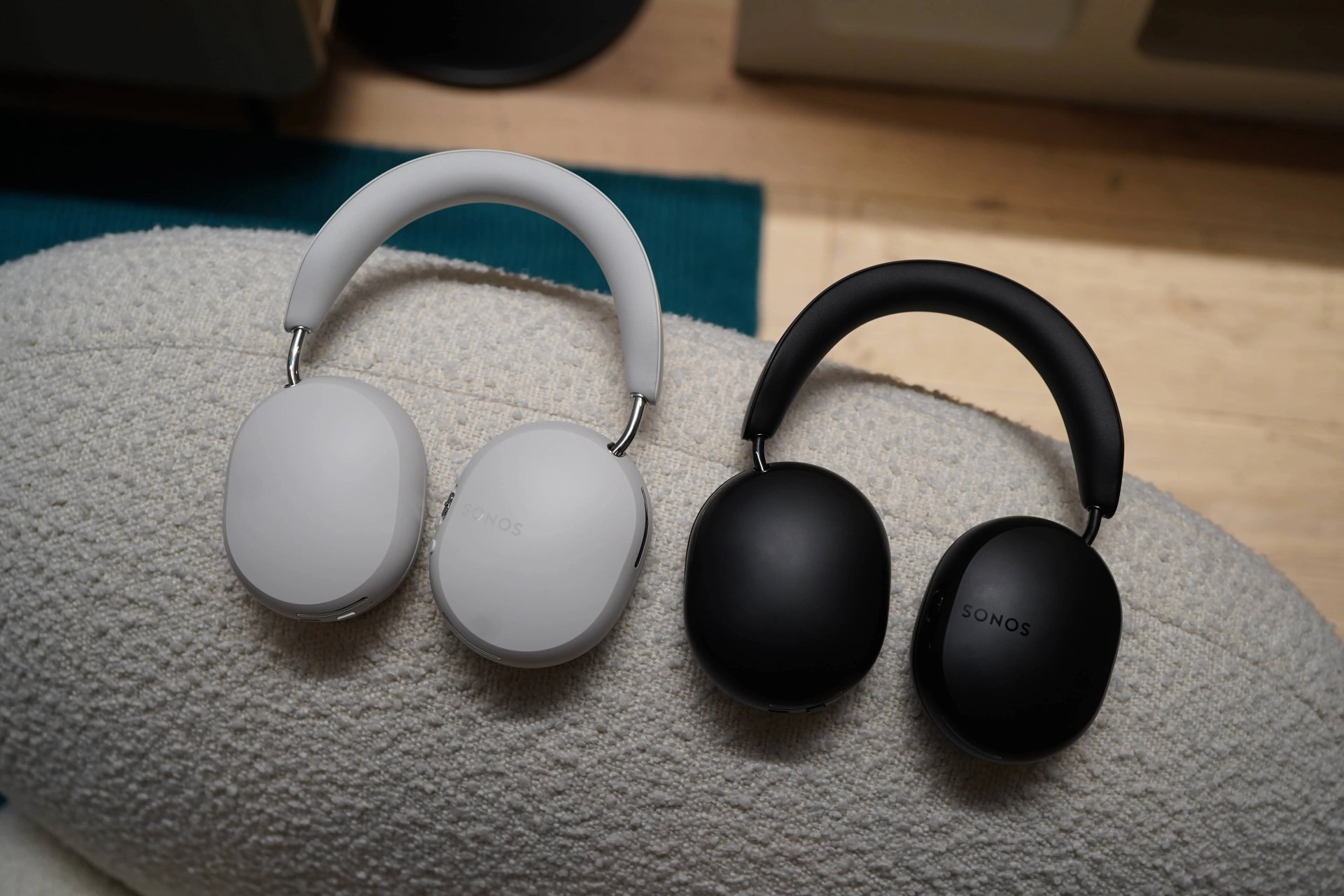 Sonos-Ace-headphones