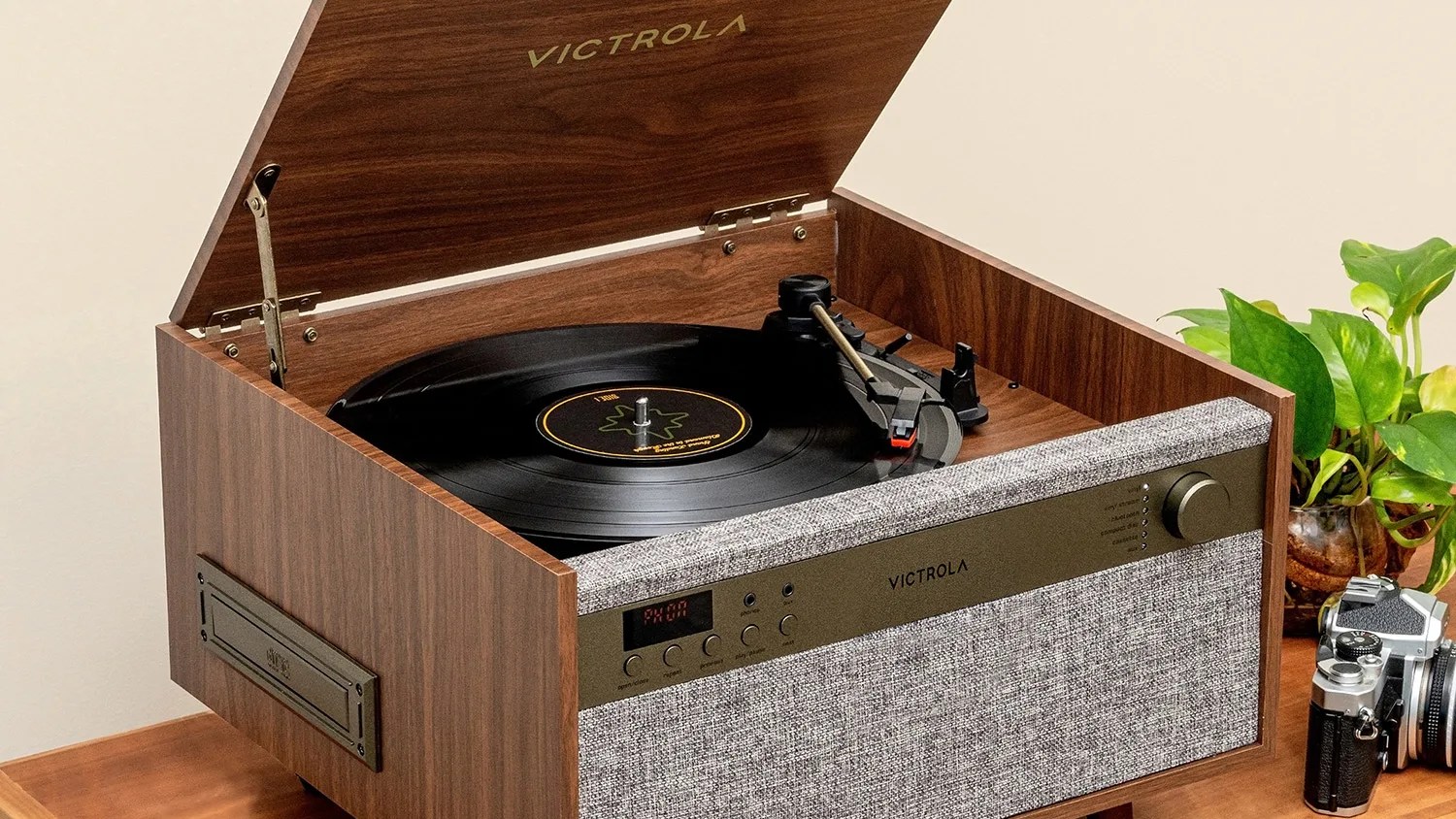 Victrola 6-in-1 turntable