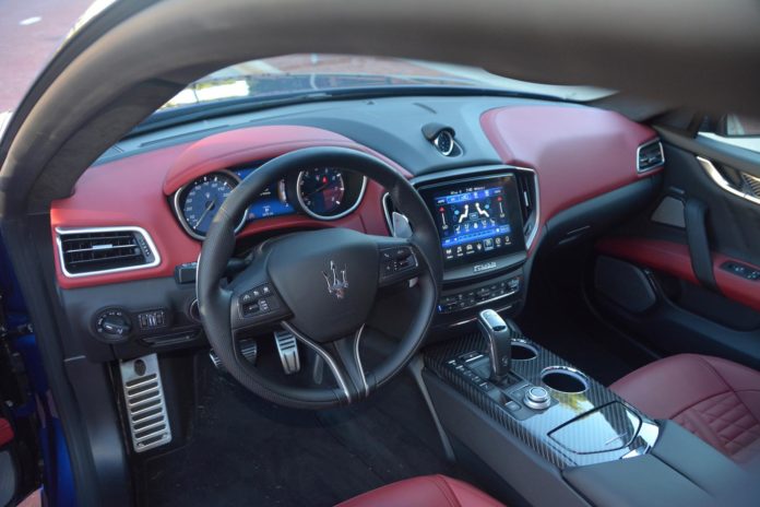 Maserati Ghibli S Q4 GranSport Interior