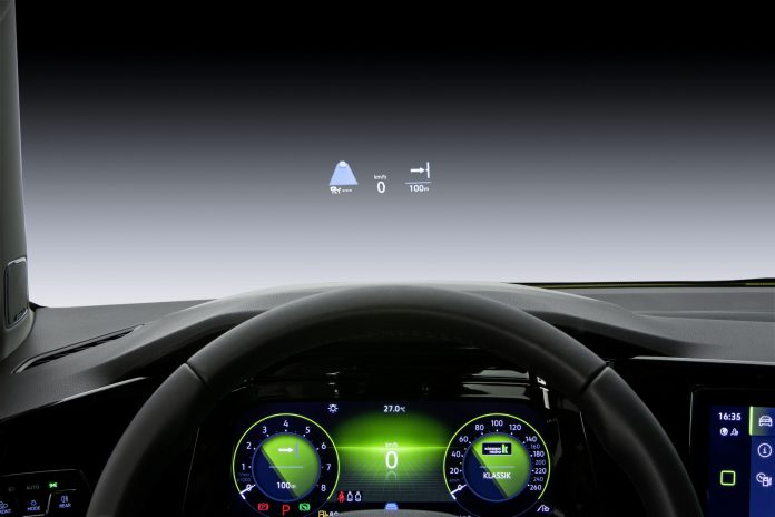 2020 VW Golf 8 Head Up Display