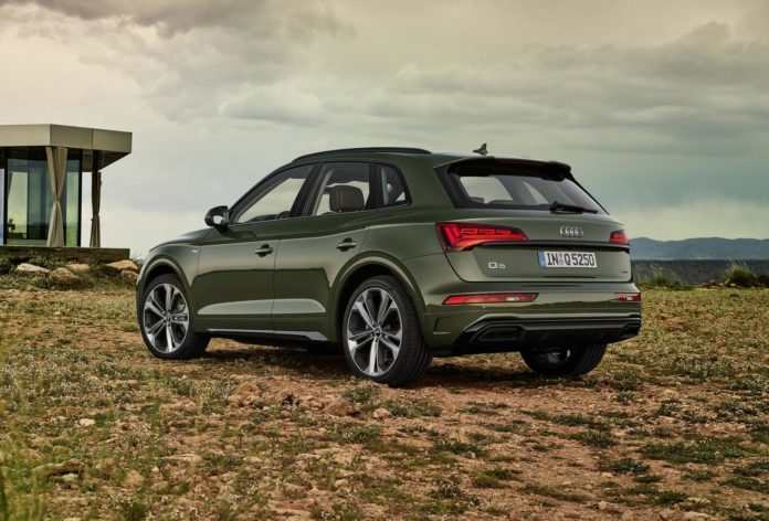 2021 Audi Q5 Side Rear