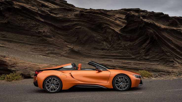 2019 BMW i8 Roadster profile view top down