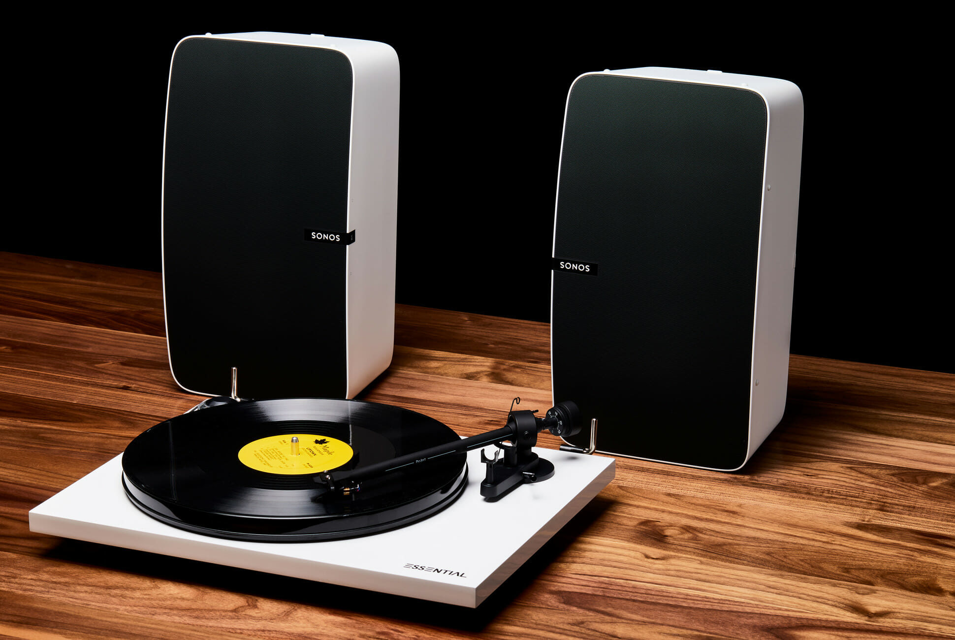 Turntable-Setups-Gear-Patrol-Sonos