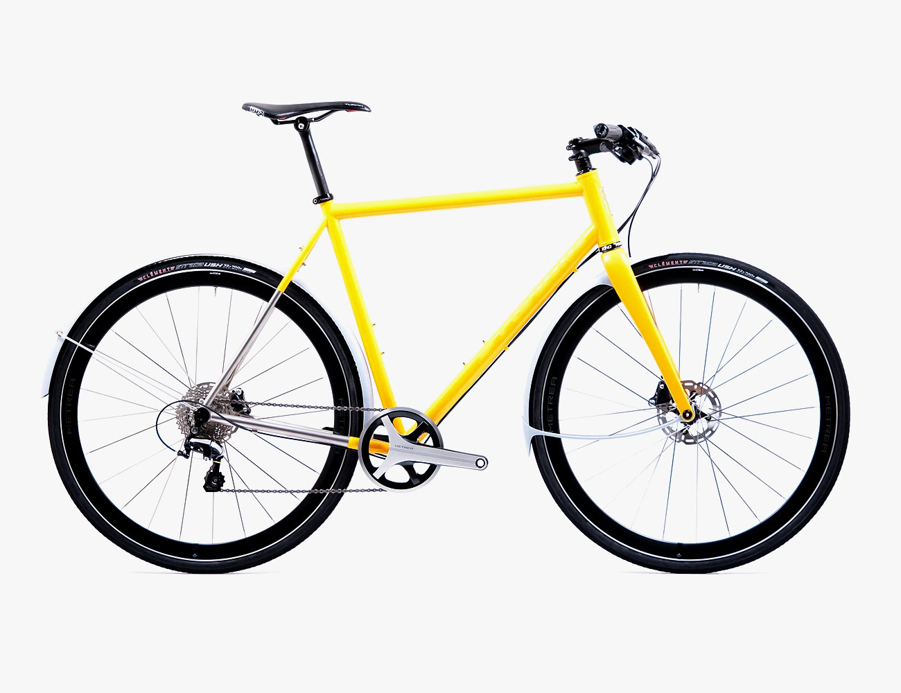 steel commuter bikes