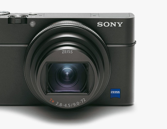 The Sony RX100 VI Is a Super Fast Compact Camera with Super Zoom