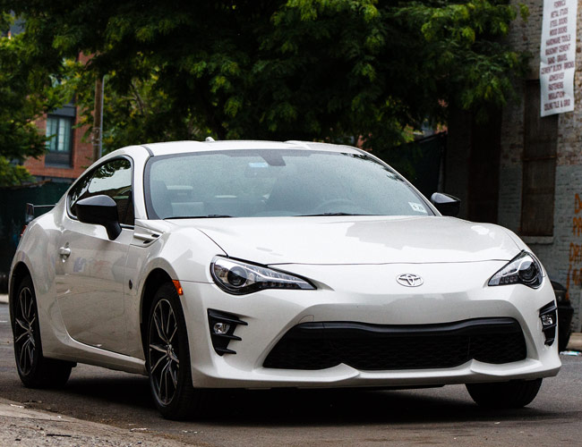 Toyota 86 GT Black Review: Is the New Looks Package Really Worth It?