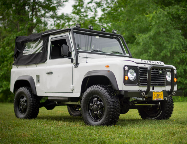 If You Want a Vintage Defender, Make Sure It’s Upgraded Like This